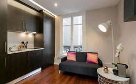 Modernized Studio - Meters From The Invalides Gardens