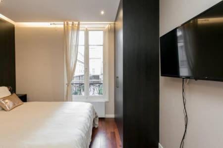 Appartement Modernized Studio - Meters From The Invalides Gardens à Paris Extérieur photo
